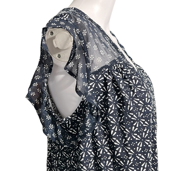 Lucky Brand - Womens Navy Blue Sheer Ruffle Sleeve Top Sz. MD - Picture 4 of 11